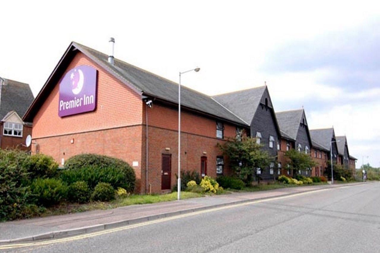 Premier Inn Poole Centre Exterior foto